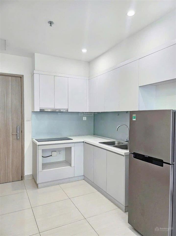 Chủ cần tiền bán gấp căn 2 phòng ngủ 55m2 ban công đông nam tầng trung view thoáng, giá 3,4 tỷ