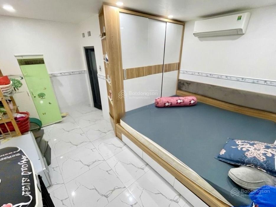 Lô góc 2 mặt tiền  ngay tô hiệu  hoà bình  tân phú  64m2  xe hơi vô nhà  nhỉnh 5 tỷ