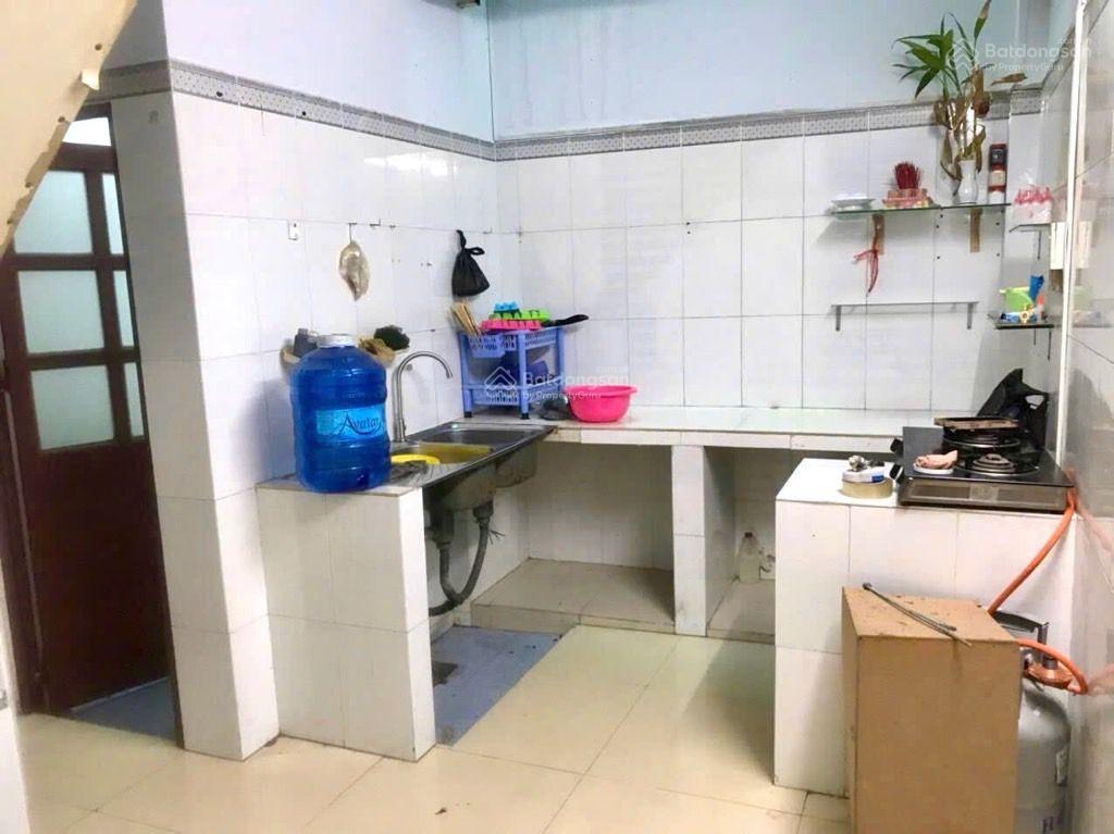 Hẻm xe hơi thông  93m2(7x13)  chỉ 6.5 tỷ  ngay hương lộ 2 giáp tân phú  công nhận đủ.
