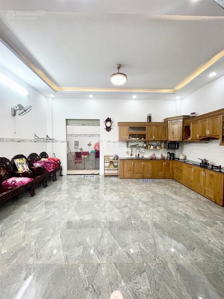 Biệt thự 5 tầng  hẻm 8m  6.3x15m  5 tầng  ngay bình trị đông  giá 9tỷ xíu
