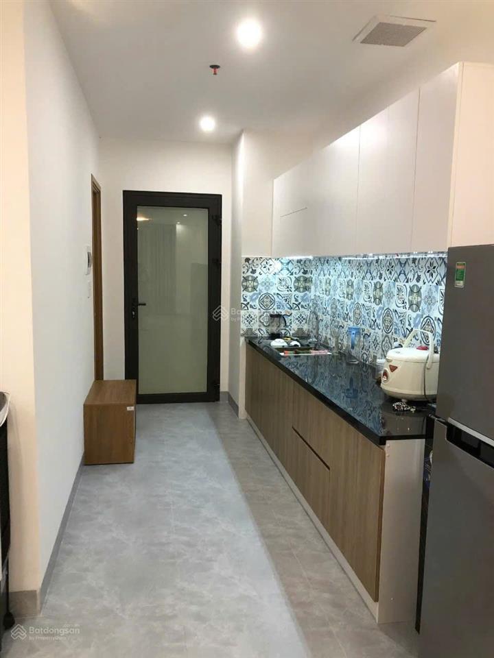 Căn 2pn đầy đủ nội thất, căn góc siêu thoáng, đẹp và sạch sẽ