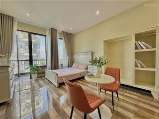 Cho studio ban công trung tâm q7 q4 q1 tdt rmit lotte phú mỹ hưng tower sc vivo kcx ntt secc go sec