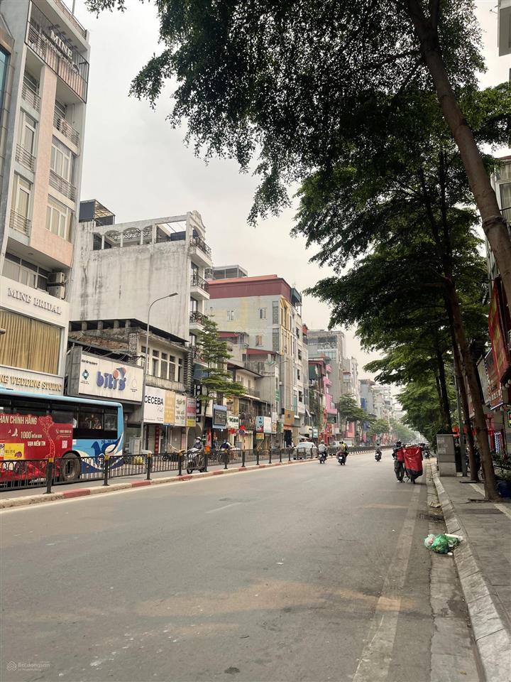 Bán nhà tôn đức thắng 48m2, 6 tầng thang máy, cách phố 10m, full nội thất