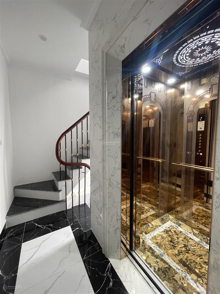 Bán nhà tôn đức thắng 48m2, 6 tầng thang máy, cách phố 10m, full nội thất