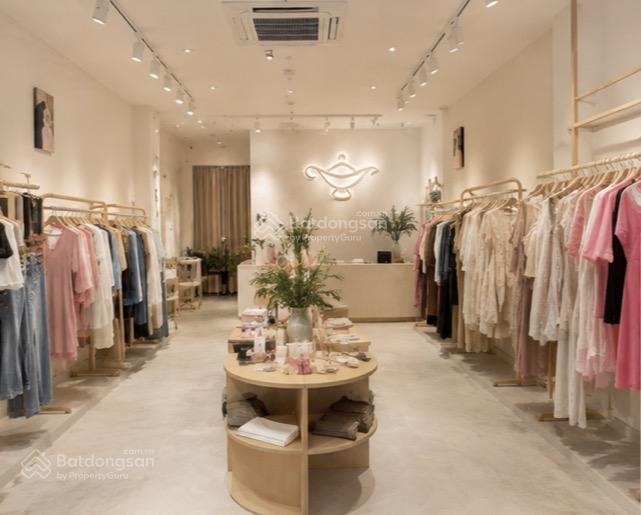 Cho thuê nhà mặt phố mai hắc đế 70m mặt tiền 5,6m, riêng biệt, giá cực nét