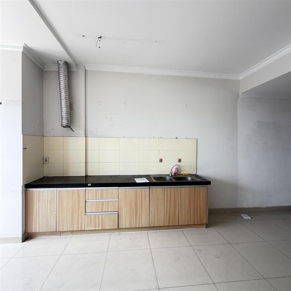 Bán penthouse green town bình tân 181m2, 3pn, sổ hồng riêng, giá 4,8 tỷ