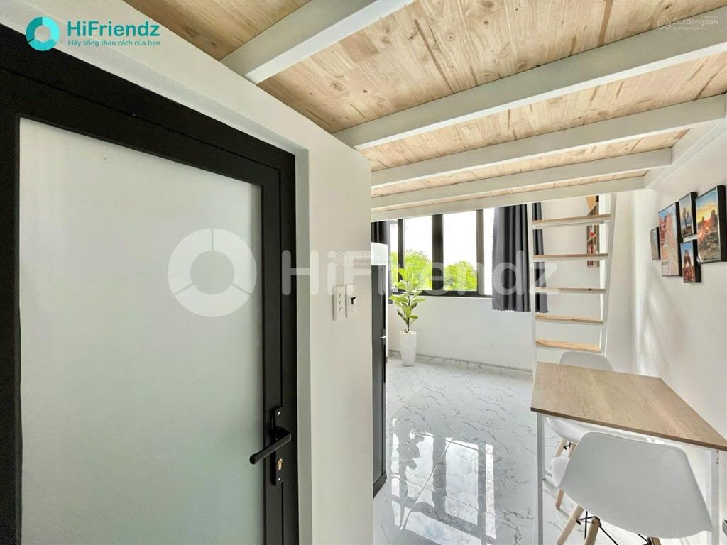 Duplex ngay đại học luật  4 người 4 xe  đầy đủ tiện ích