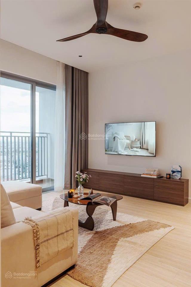 Cho thuê 3pn full nt nhà mới 100% view hồ bơi giá 26 triệu bao phí