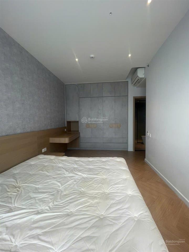 Cho thuê celesta rise 2pn full nt view hồ bơi nhà nội thất cao cấp dọn vào ở liền