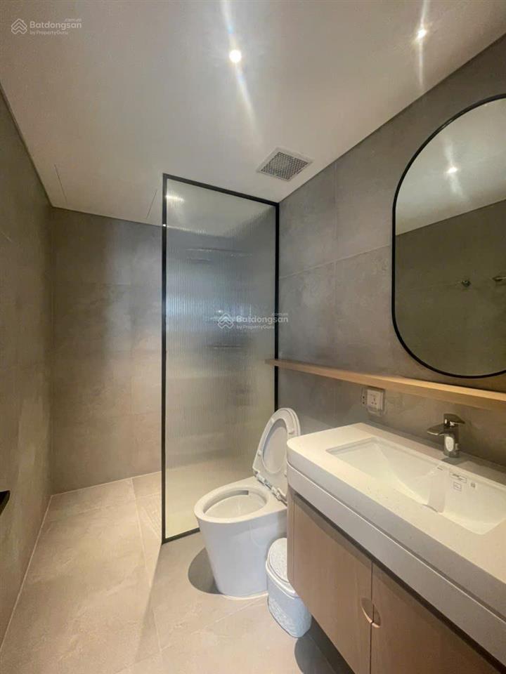 Cho thuê celesta rise 2pn full nt view hồ bơi nhà nội thất cao cấp dọn vào ở liền