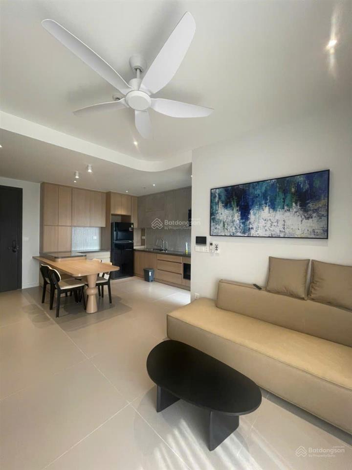 Cho thuê celesta rise 2pn full nt view hồ bơi nhà nội thất cao cấp dọn vào ở liền