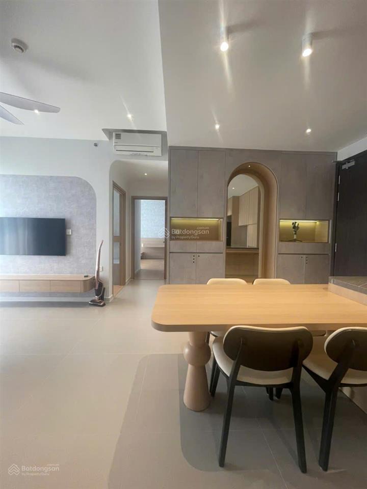 Cho thuê celesta rise 2pn full nt view hồ bơi nhà nội thất cao cấp dọn vào ở liền