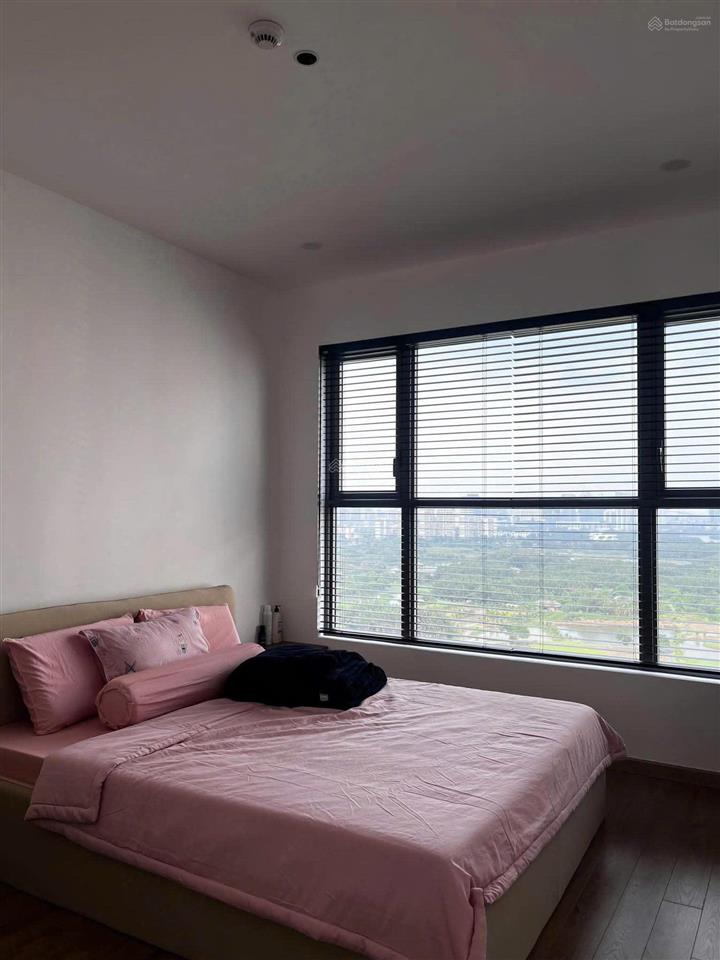 Cho thuê 3pn celesta rise full nội thất cao cấp tầng cao view thoáng giá chỉ 24 triệu/tháng