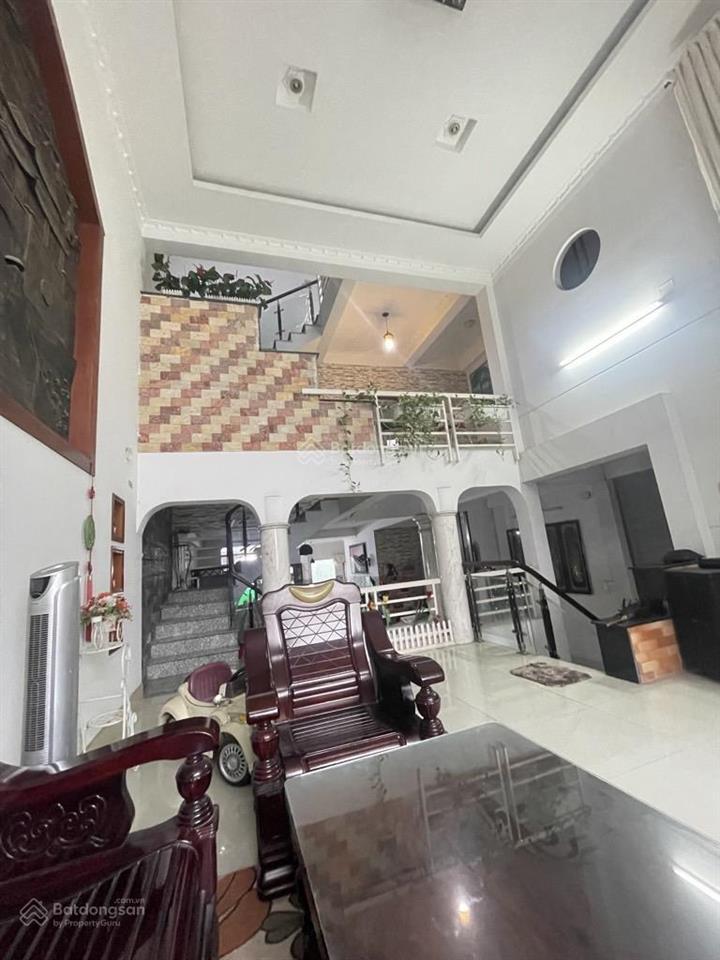 Bán nhà 3 lầu lạc quang, quận 12  162m2 ngang 8m  xe tải thông  giá tốt nhất khu vực