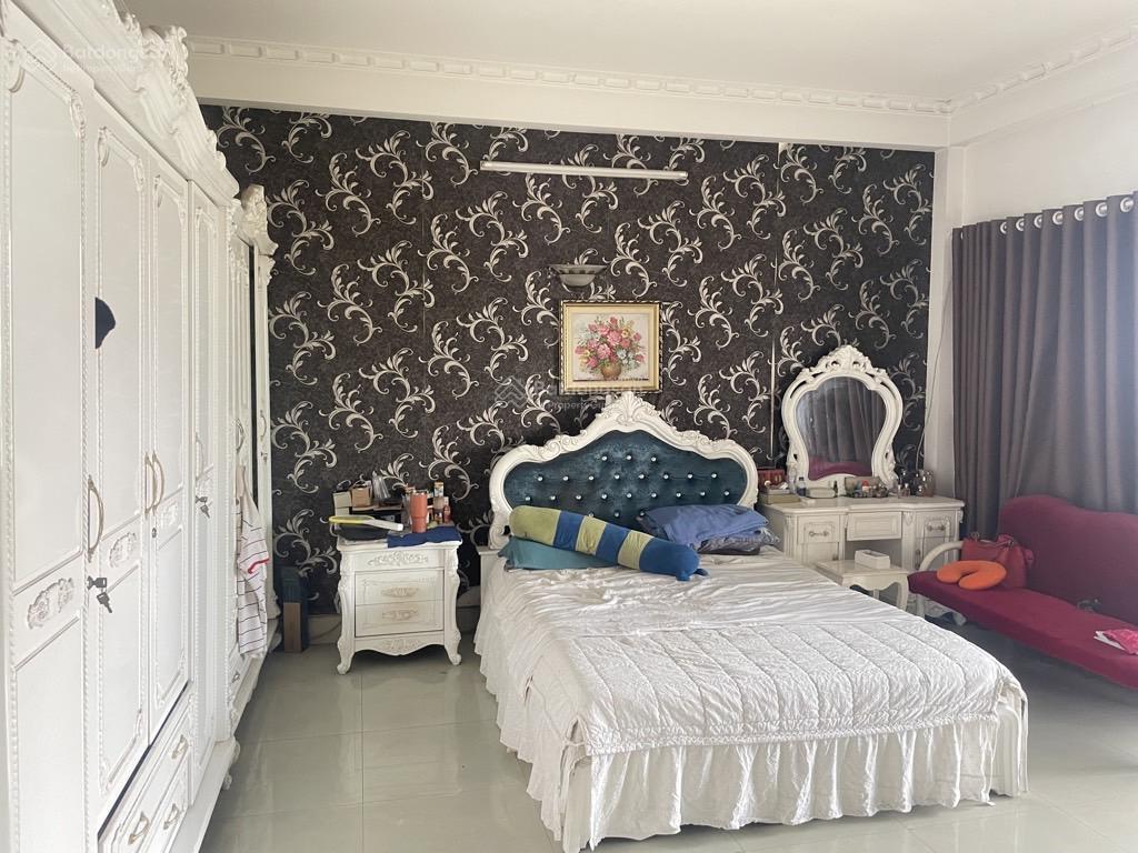 Bán nhà 3 lầu lạc quang, quận 12  162m2 ngang 8m  xe tải thông  giá tốt nhất khu vực