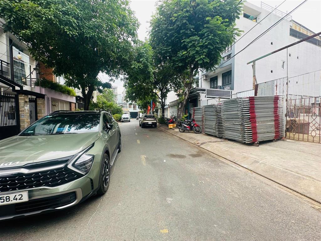 Bán gấp đất khu 10ha  dt lớn  giá tốt tân thới nhất,q12