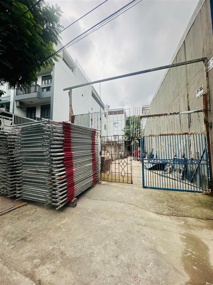 Bán gấp đất khu 10ha  dt lớn  giá tốt tân thới nhất,q12