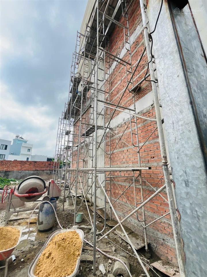 Bán đất vip dương thị giang  2 mặt tiền  nở hậu  gần khu 38ha  chỉ 6.6 tỷ tl