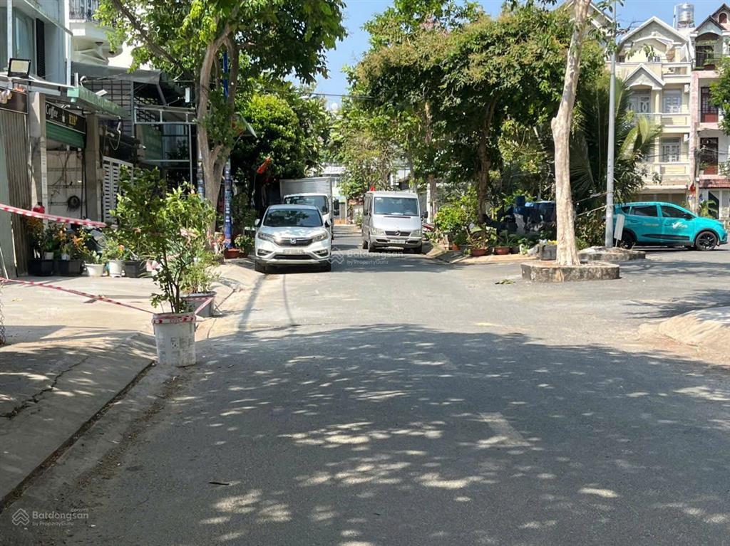 Bán gấp đất hẻm 8m trường chinh  cách mt 20m  chỉ 5 tỷ