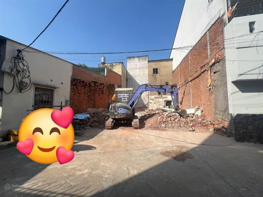 Bán gấp đất hẻm 8m trường chinh  cách mt 20m  chỉ 5 tỷ