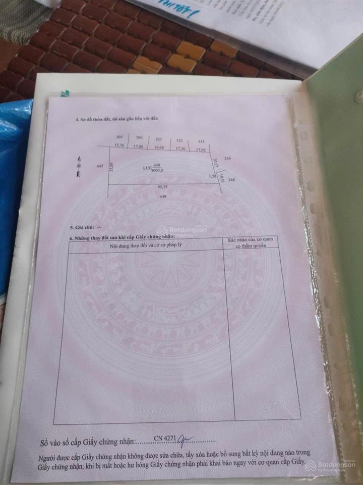 Chính chủ cần bán gấp đất ngay chân núi bà đen