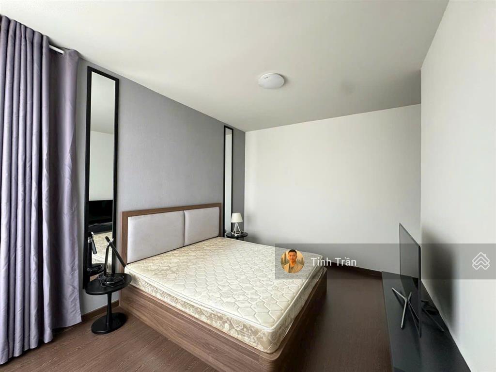 Cho thuê căn 4pn siêu rộng  212m2, giá chỉ 60 triệu/tháng  vista verde. lầu cao view sông