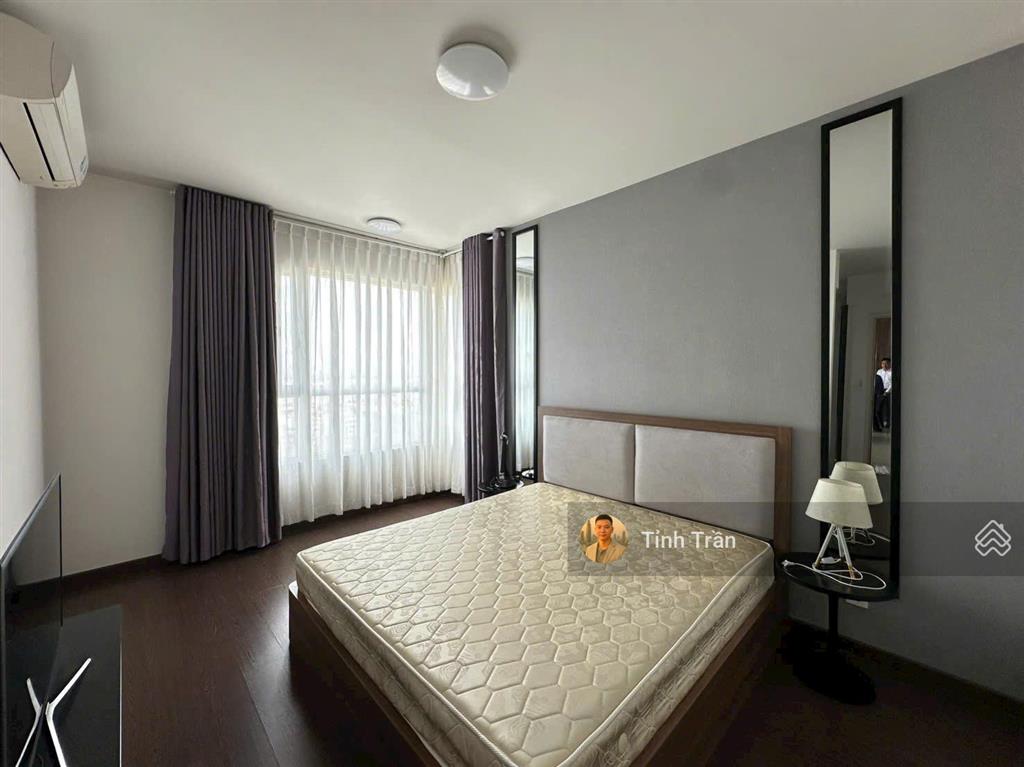 Cho thuê căn 4pn siêu rộng  212m2, giá chỉ 60 triệu/tháng  vista verde. lầu cao view sông