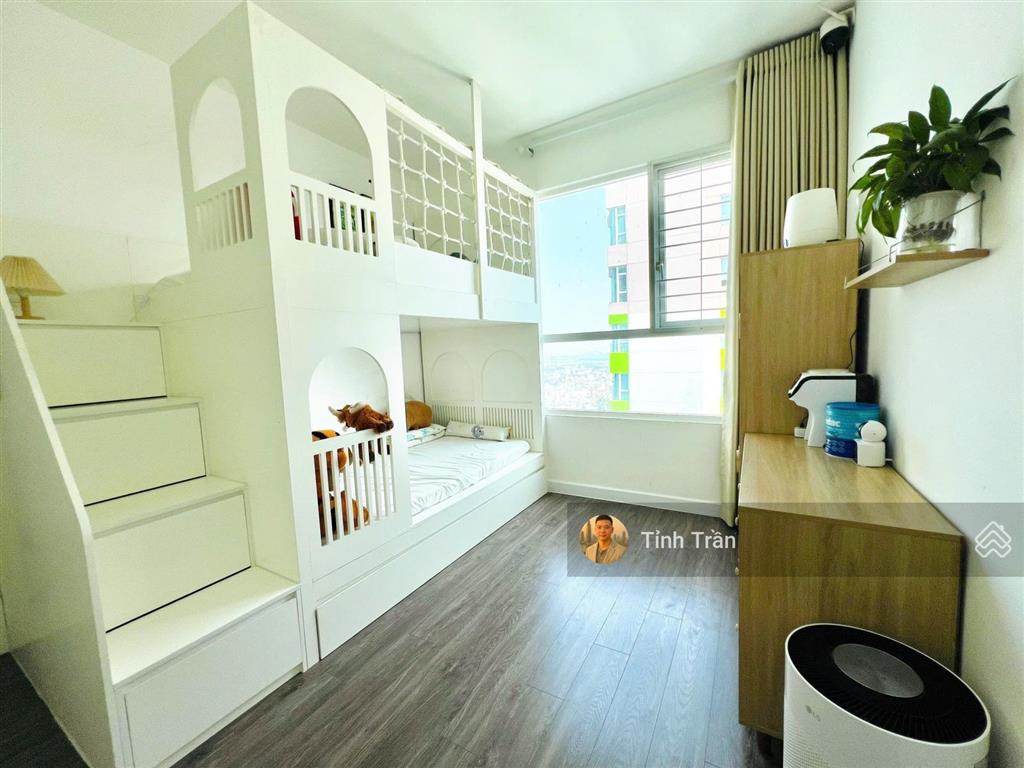 Vista verde  bán nhanh căn góc 3pn giá tốt, 130m2 giá chỉ 11.35 tỷ bao hết, sổ hồng sẵn