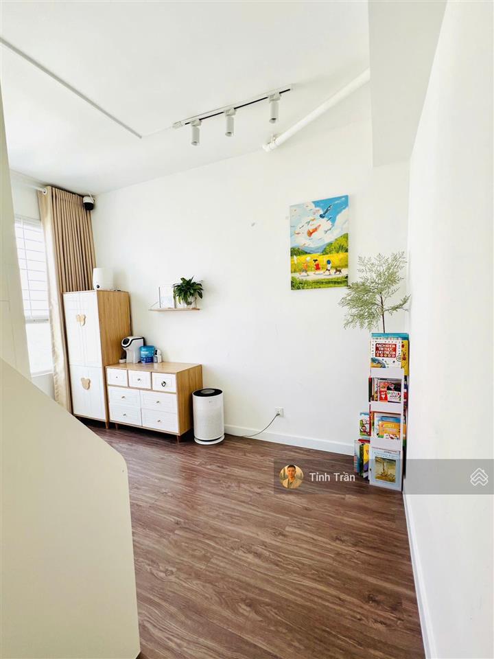 Vista verde  bán nhanh căn góc 3pn giá tốt, 130m2 giá chỉ 11.35 tỷ bao hết, sổ hồng sẵn