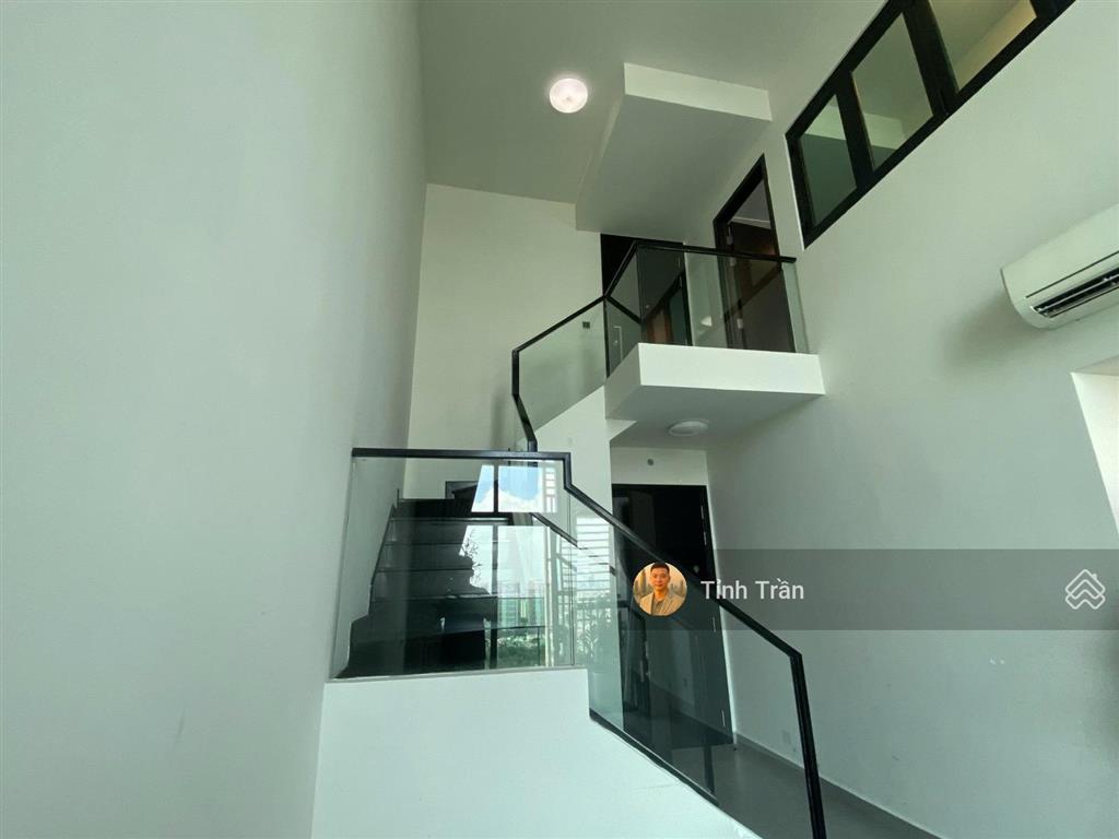 Feliz en vista  bán nhanh căn duplex 2pn giá tốt, lầu cao view landmark 81 chill