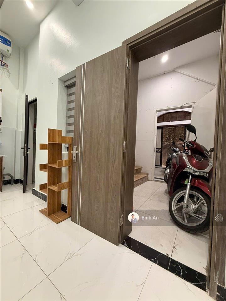 Chính chủ cho thuê cc mini 20m2, 3,8 triệu, ngõ 562 đường láng, láng hạ, đống đa, hà nội