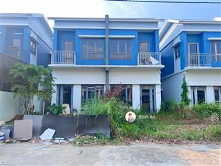 Bán căn tứ lập 2 tầng kđt oasis, vị trí đẹp, kế góc, trục đường thông, dân cư ở đông, giá 1,6 tỷ