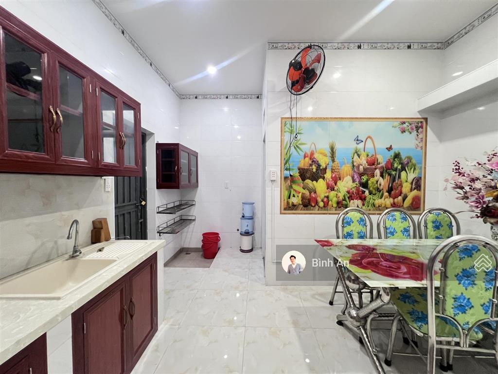 Bán căn shophouse đã hoàn thiện mới 100% kđt oasis city, 4pn, 3wc, trục đường đẹp dự án