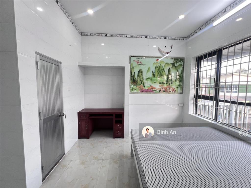Bán căn shophouse đã hoàn thiện mới 100% kđt oasis city, 4pn, 3wc, trục đường đẹp dự án
