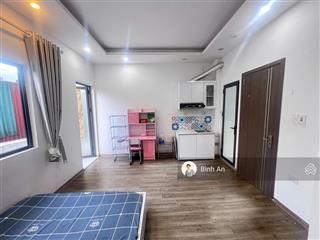 Chính chủ cho thuê căn hộ dịch vụ có sẵn nội thất tại ngõ 562 đường láng, giá 4,3tr/tháng