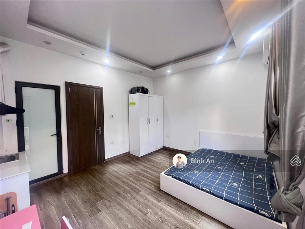 Chính chủ cho thuê căn hộ dịch vụ có sẵn nội thất tại ngõ 562 đường láng, giá 4,3tr/tháng