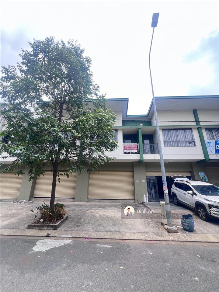 Bán shophouse kđt oasis, mỹ phước bến cát, ngay gần hồ bơi, sân pic, sổ hồng hoàn công, giá 1,75 tỷ