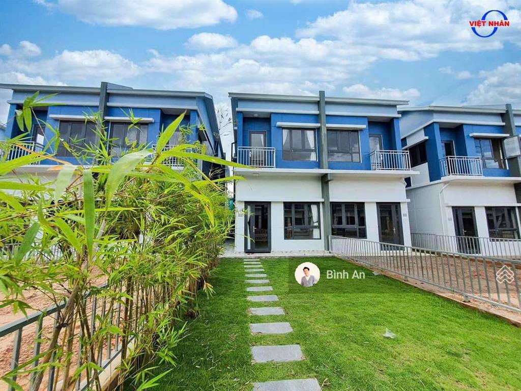 Bán ngợp căn tứ lập 80m2 full thổ cư kđt oasis city, sổ sẵn, hỗ trợ vay, giá 1,55 tỷ