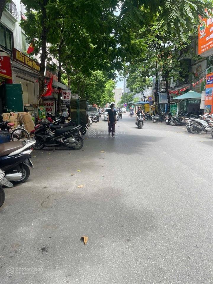 Giá đầu tư, bán nhà ngõ 622 minh khai, ô tô 4 chỗ qua nhà, 90m2, mặt tiền 4m, ngõ thông