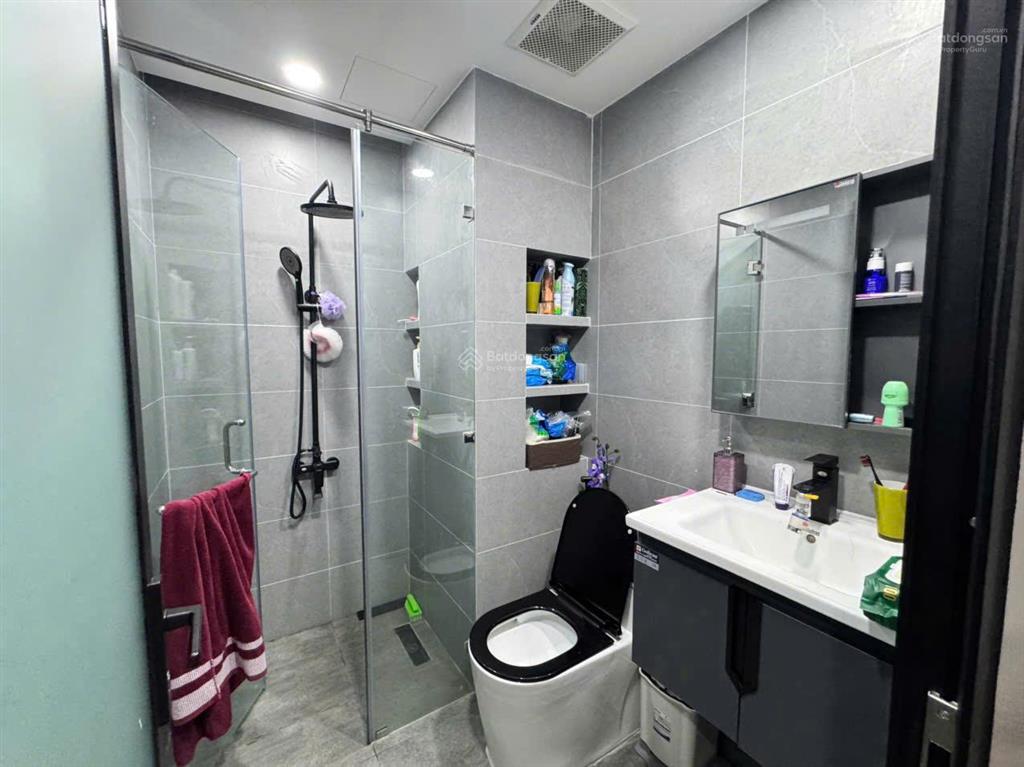 Bán nhà mặt tiền nguyễn tri phương q10  4x20m  trệt 3 lầu  hđ thuê 65 tr/th  giá 35 tỷ tl