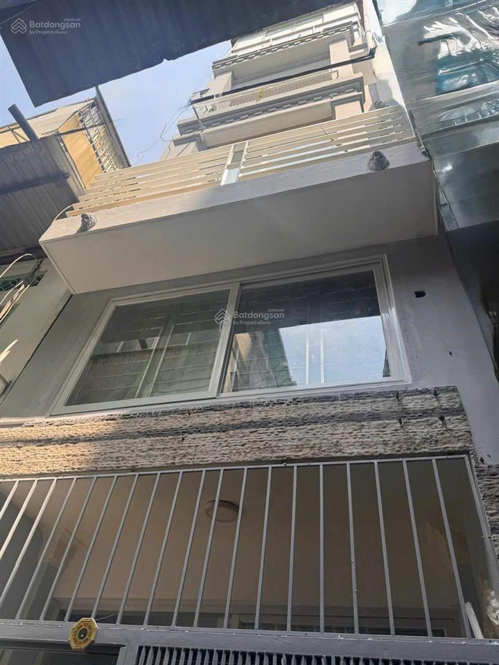 Bán nhà mặt tiền đường huỳnh văn bánh quận phú nhuận 4.5x18 3 tầng 17 tỷ tl