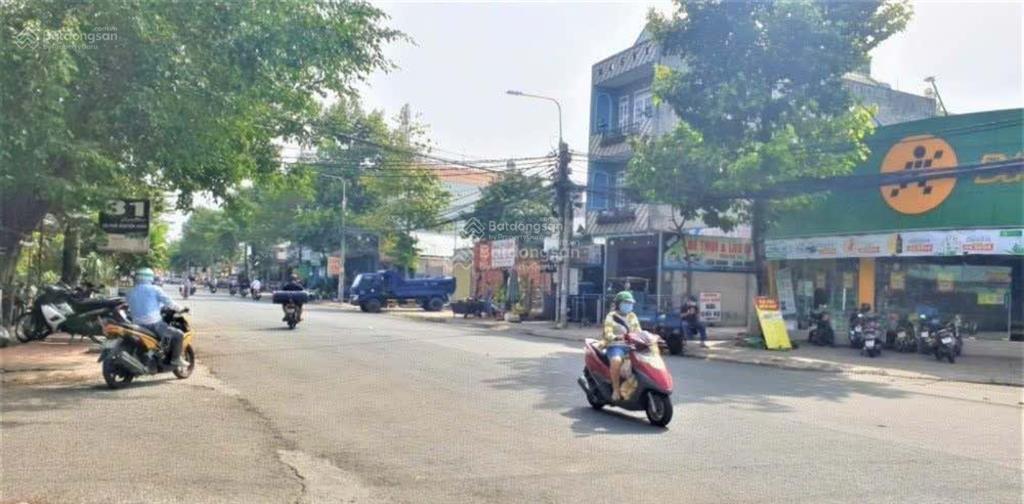Bán lô đất đẹp góc 2 mặt tiền đường nhựa, khu dân cư đông đúc, dt 6x17m, 1 tỷ 250 triệu