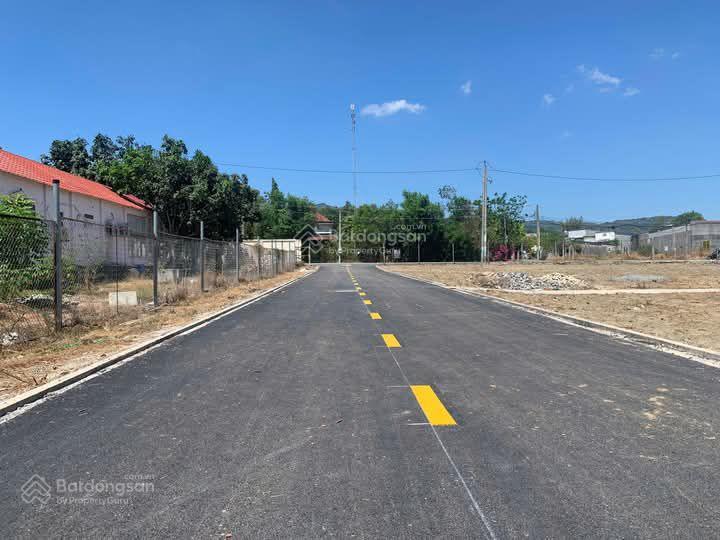 Bán đất trung lập, 1,28 tỷ, 110m2, mặt tiền 8m, view đẹp, nhiều tiện ích