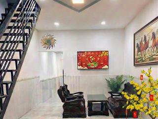 Bán nhà mặt đường nhựa, trung tâm thị trấn diên khánh