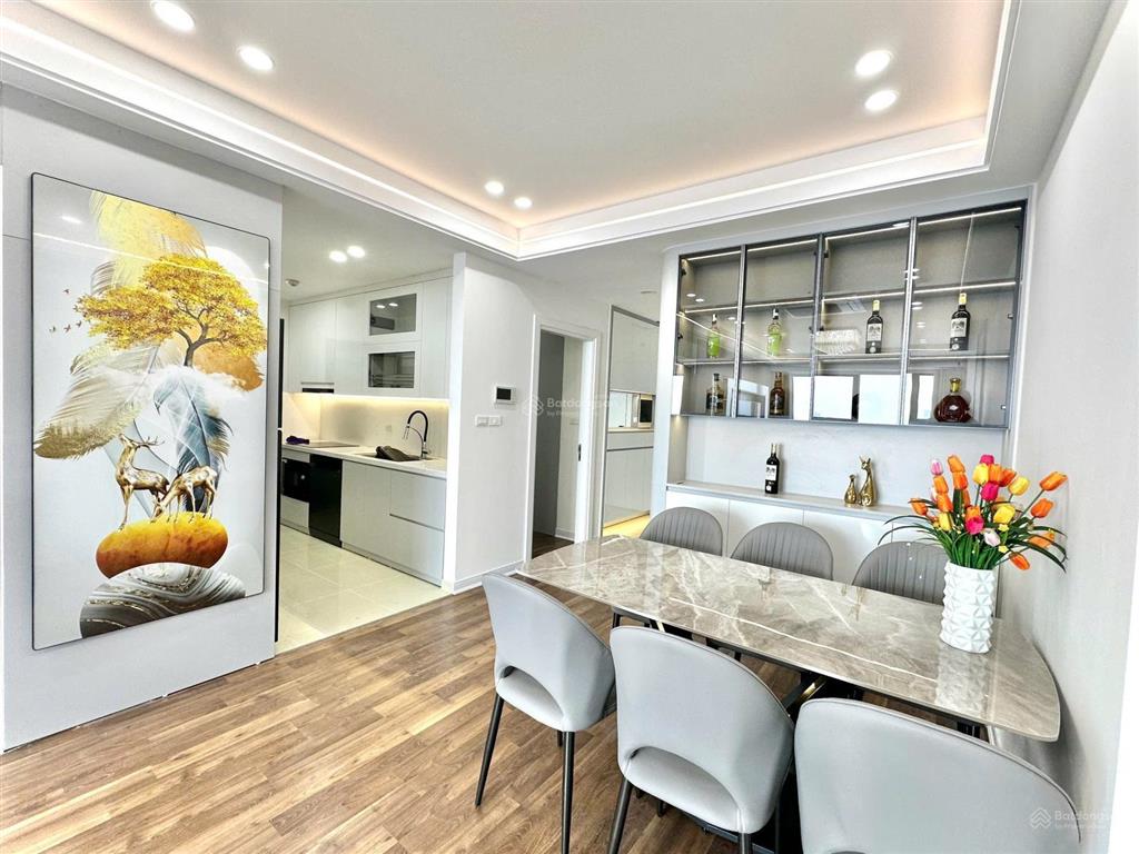 Hàng hiếm goldmark city 2pn 78m giá 6tỷ2 bao phí, có hỗ trợ bank