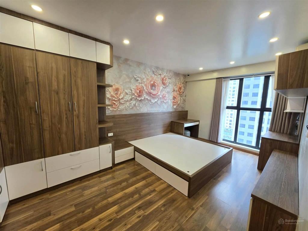 Bán căn hộ 3pn, 2wc, 121m2 tại goldmark city, 8tỷ1 toà ruby 4. có slot ô tô, hỗ trợ bank tối đa