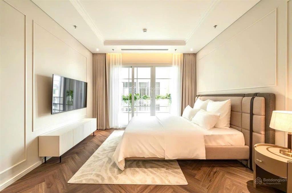 Phố vệ hồ  view toàn cảnh hồ tây  50 tỷ  97m²  7 tầng  dòng tiền 140tr/tháng