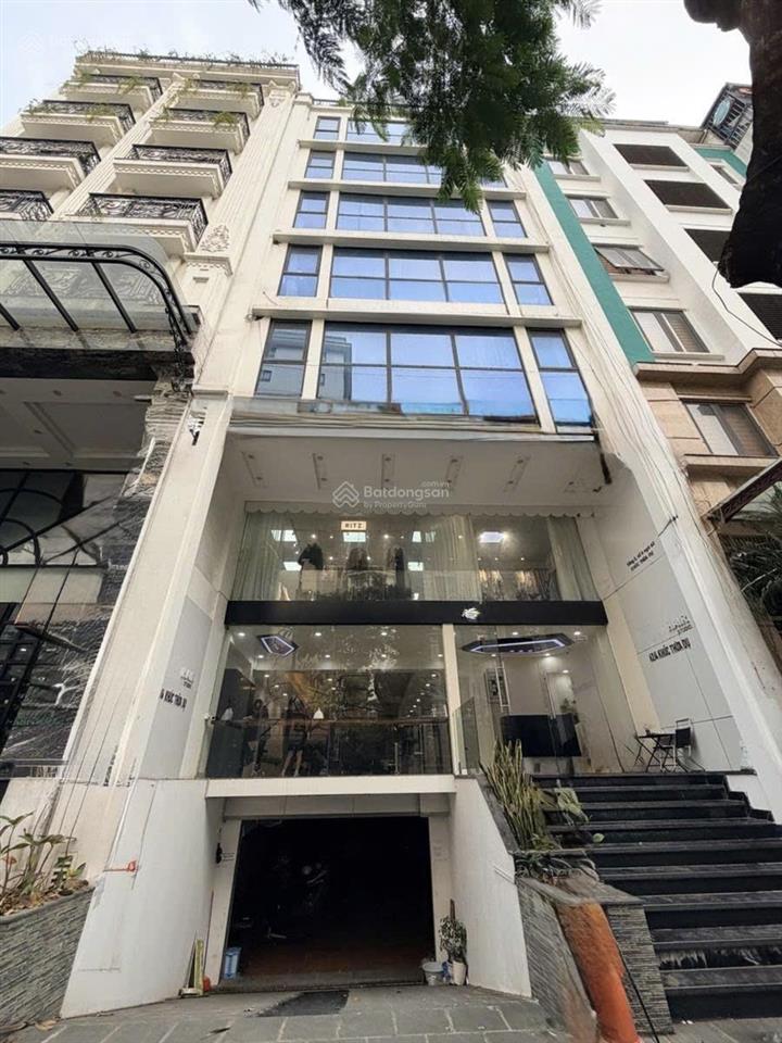 Mặt phố khúc thừa dụ 115 tỷ tòa văn phòng 150m2, 9 tầng, mặt tiền 8,6m, trung tâm cầu giấy