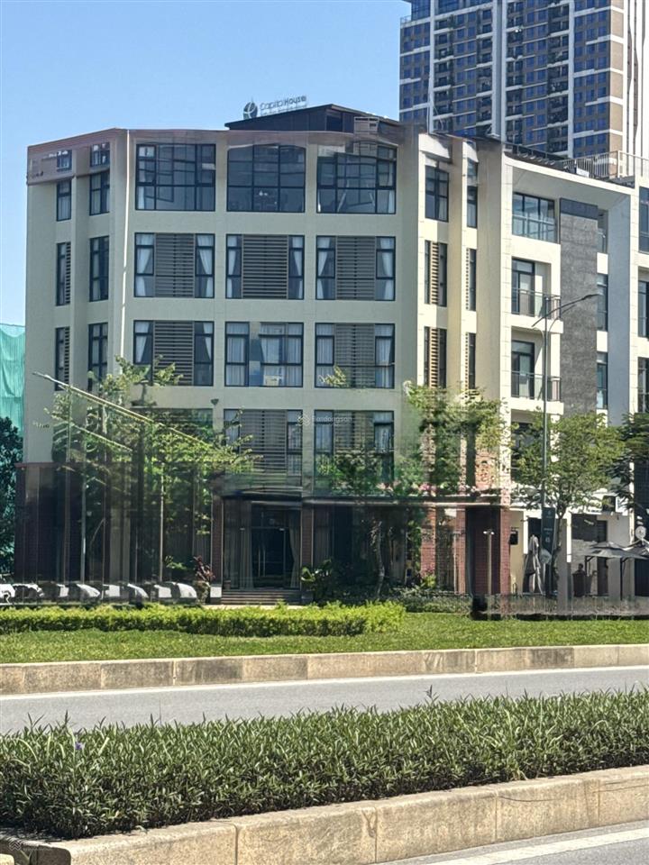 Liền kề khu đô thị stalrake 210 tỷ, 250m2, mt 29m, lô góc 4 tầng khu đô thị cao cấp tây hồ tây