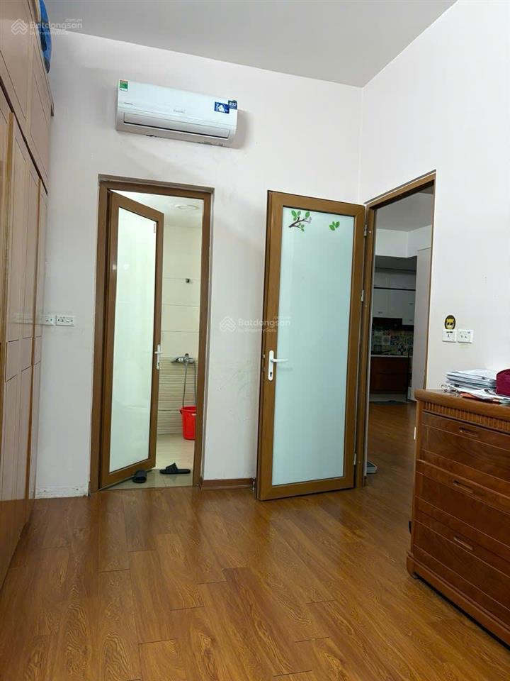 Chính chủ bán cc n03  t1 ngđ, 112 triệu/m2, 3pn, 2wc. 2 slot ô tô dưới hầm. view công viên ngđ